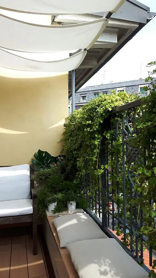Bed and Breakfast Bronzino House Milano