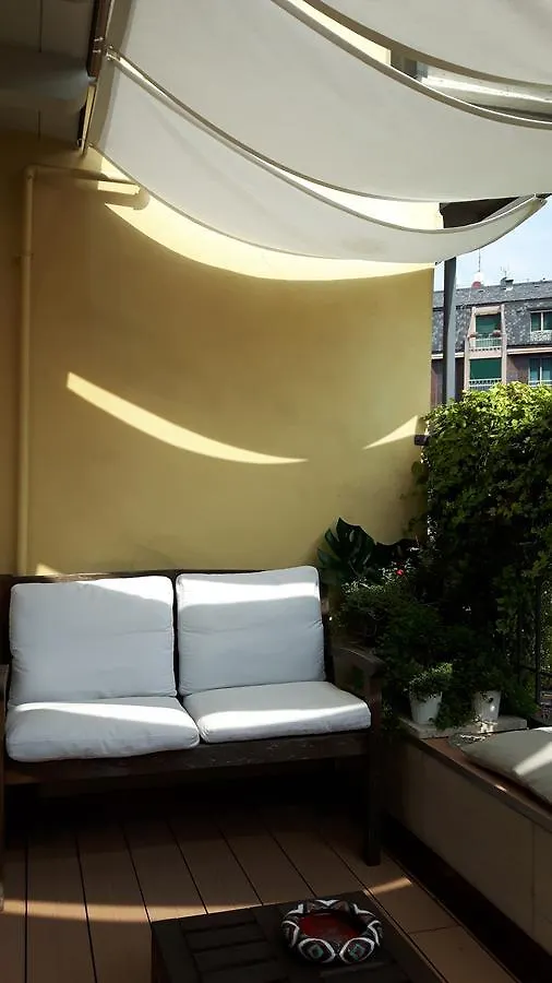 Bed and Breakfast Bronzino House Milano 2*,  Italia